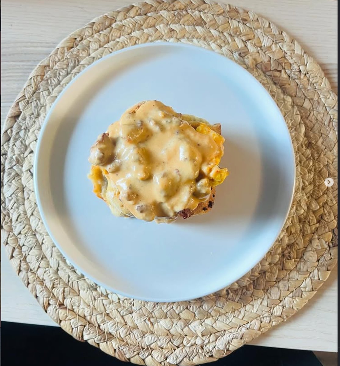 Biscuits and gravy