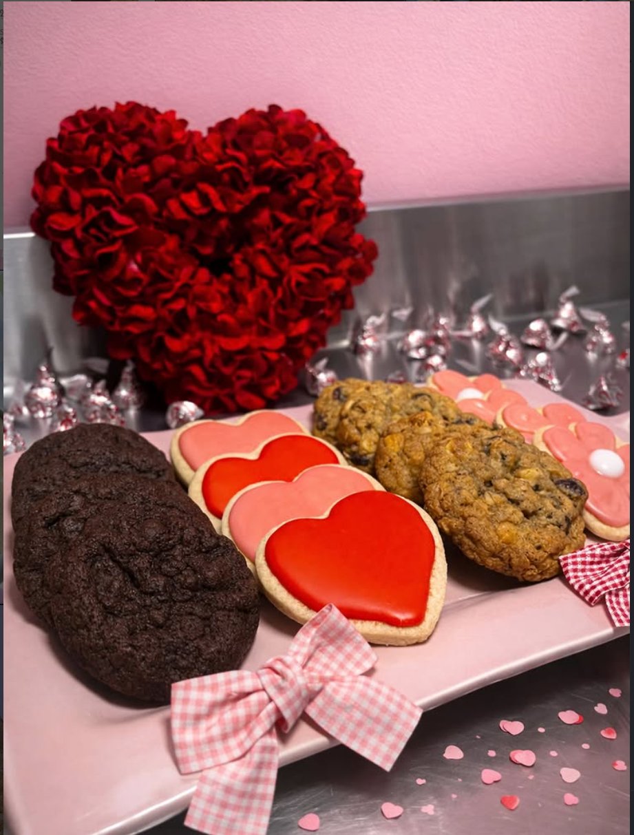 Valentine's cookie plate with heart sugar cookies